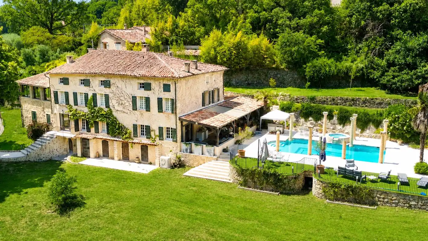 Image of Villa - 10 Bedrooms - 9 Bathrooms for Sale in Var-Callian-France, Image 1