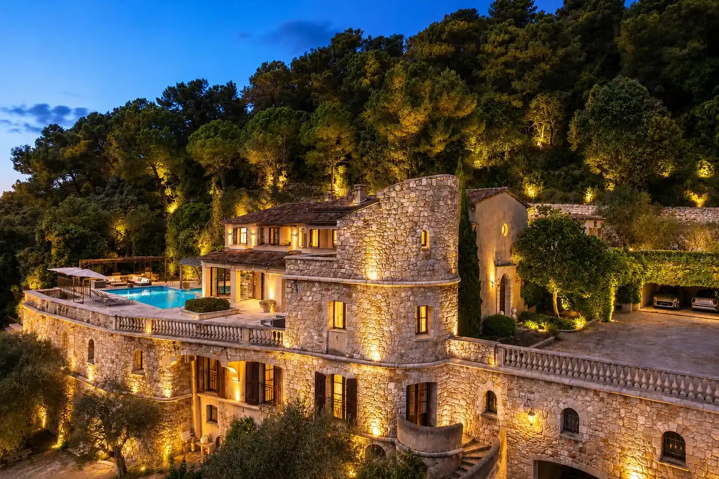 Image of Villa - 12 Bedrooms - 9 Bathrooms for Sale in Alpes-Maritimes-Grasse-France, Image 4