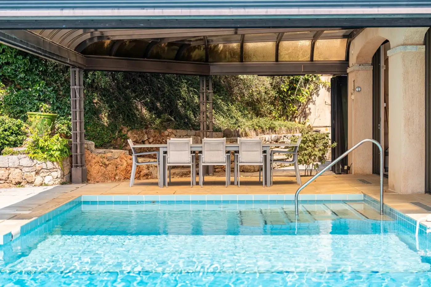  Image of Villa - 12 Bedrooms - 9 Bathrooms for Sale in Alpes-Maritimes-Grasse-France, Image 16