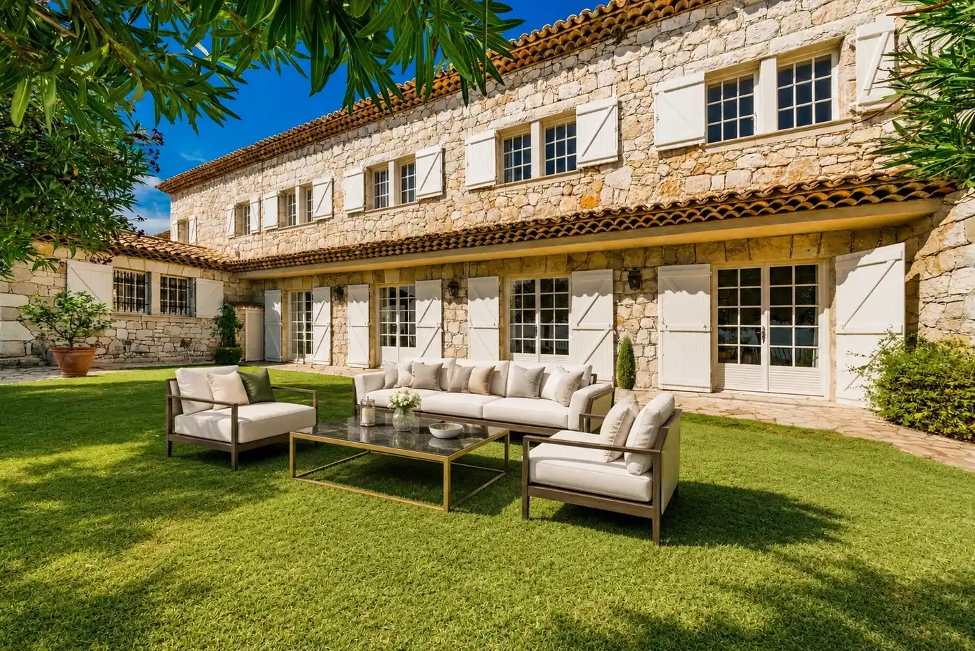 Image of Villa - 6 Bedrooms - 6 Bathrooms for Sale in Alpes-Maritimes-Vence-France, Image 4