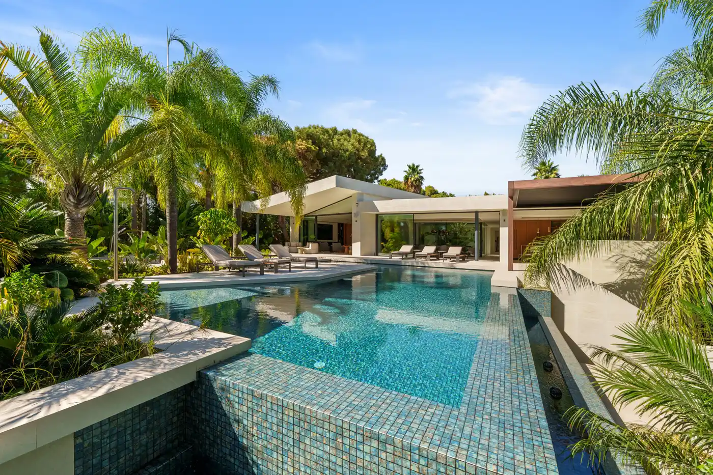Image of Villa - 5 Bedrooms - 5 Bathrooms for Sale in Malaga-Marbella-Spain, Image 4