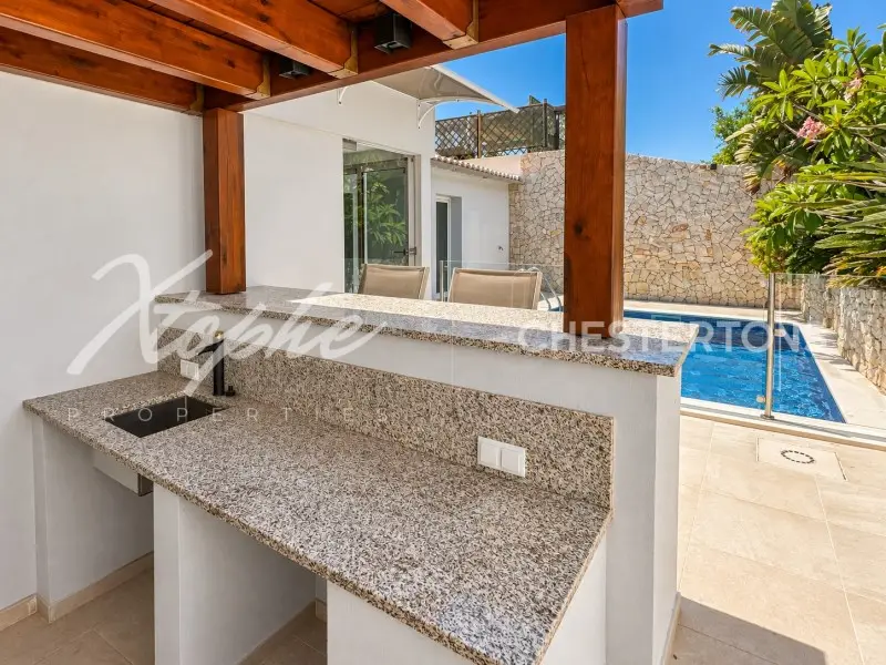 Image of Villa - 3 Bedrooms - 2 Bathrooms for Sale in Faro-Faro-Portugal, Image 3