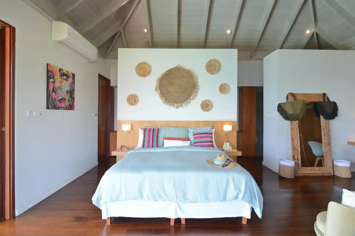 Image of Residential - 3 Bedrooms - 4 Bathrooms for Sale in Bequia-Ocar-St. Vincent & the Grenadines, Image 5