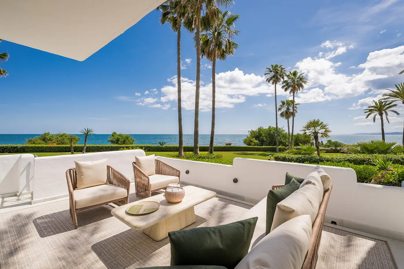 Image of Ground Floor Apartment - 3 Bedrooms - 3 Bathrooms for Sale in Malaga-Estepona-Spain, Image 2