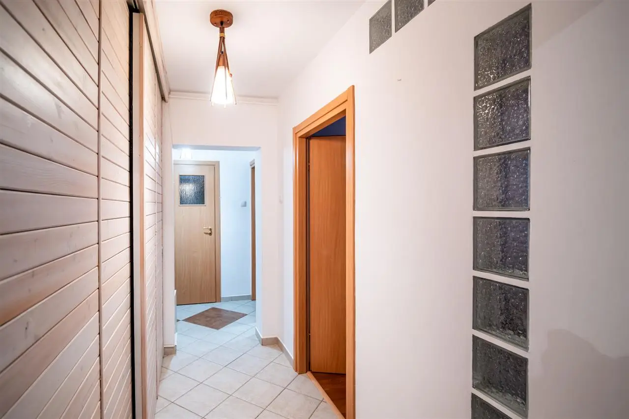 Image of Apartment - 3 Bedrooms - 2 Bathrooms for Rental in Bucuresti Ilfov-Bucuresti-Romania, Image 4