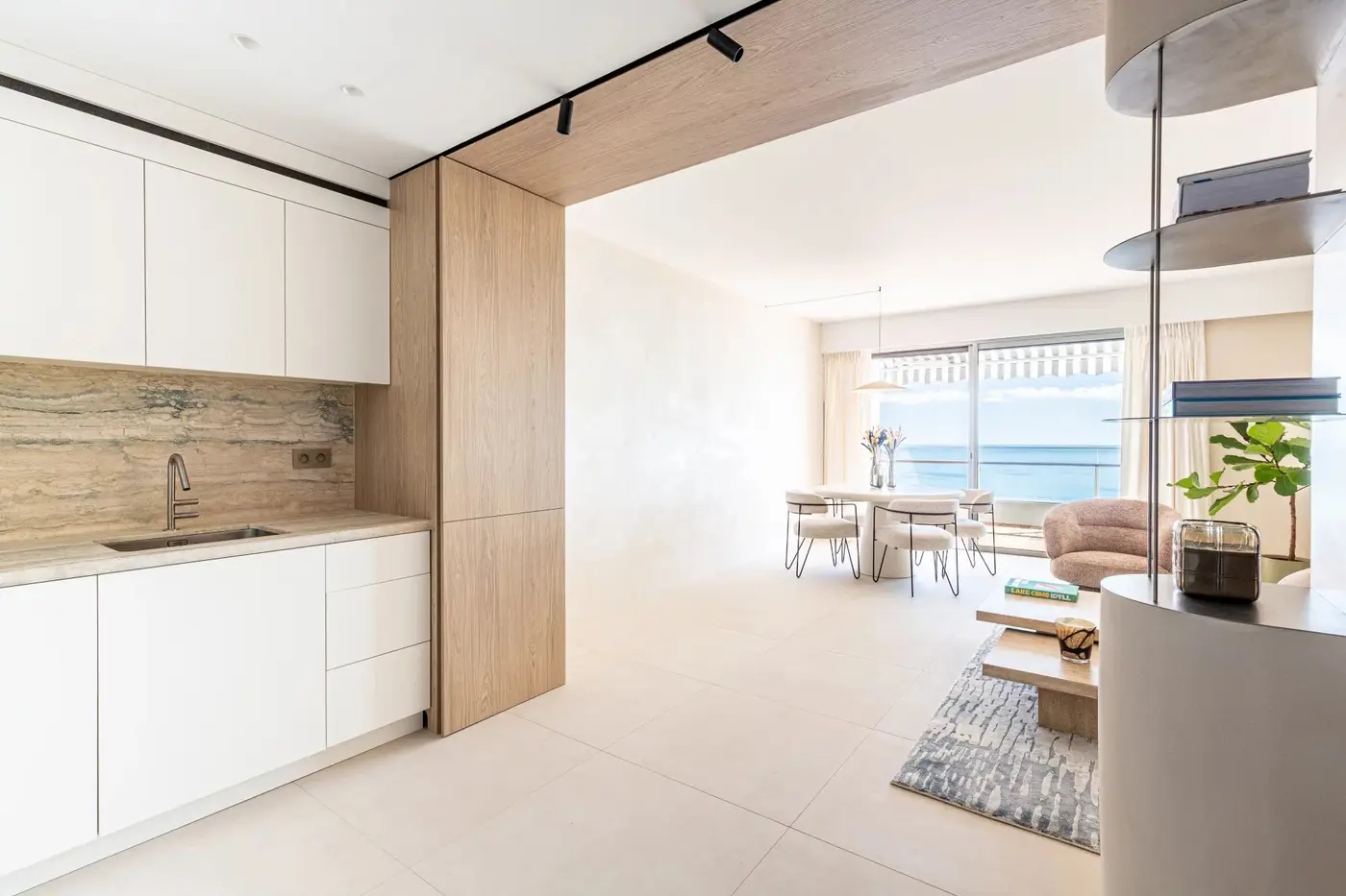 Image of Apartment - 2 Bedrooms for Sale in Alpes-Maritimes-Cannes-France, Image 4