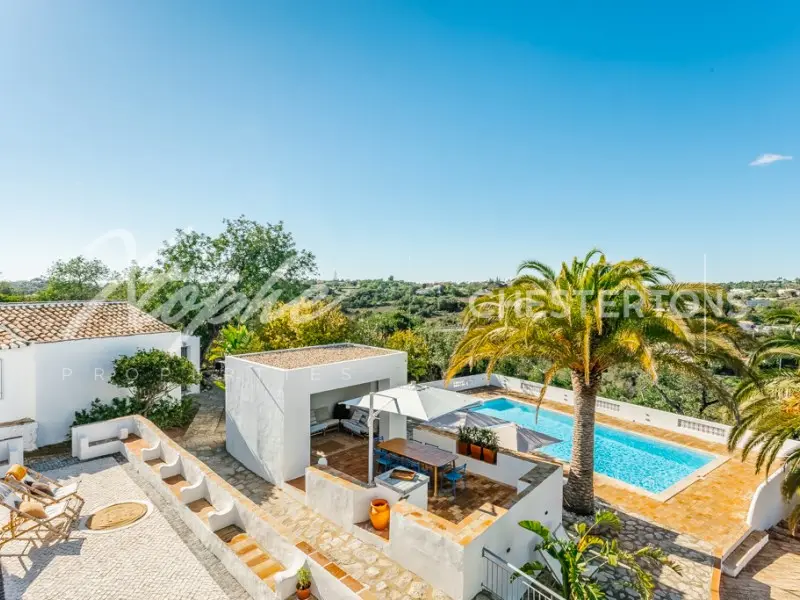 Image of Villa - 4 Bedrooms - 4 Bathrooms for Sale in Faro-Loulé-Portugal, Image 3