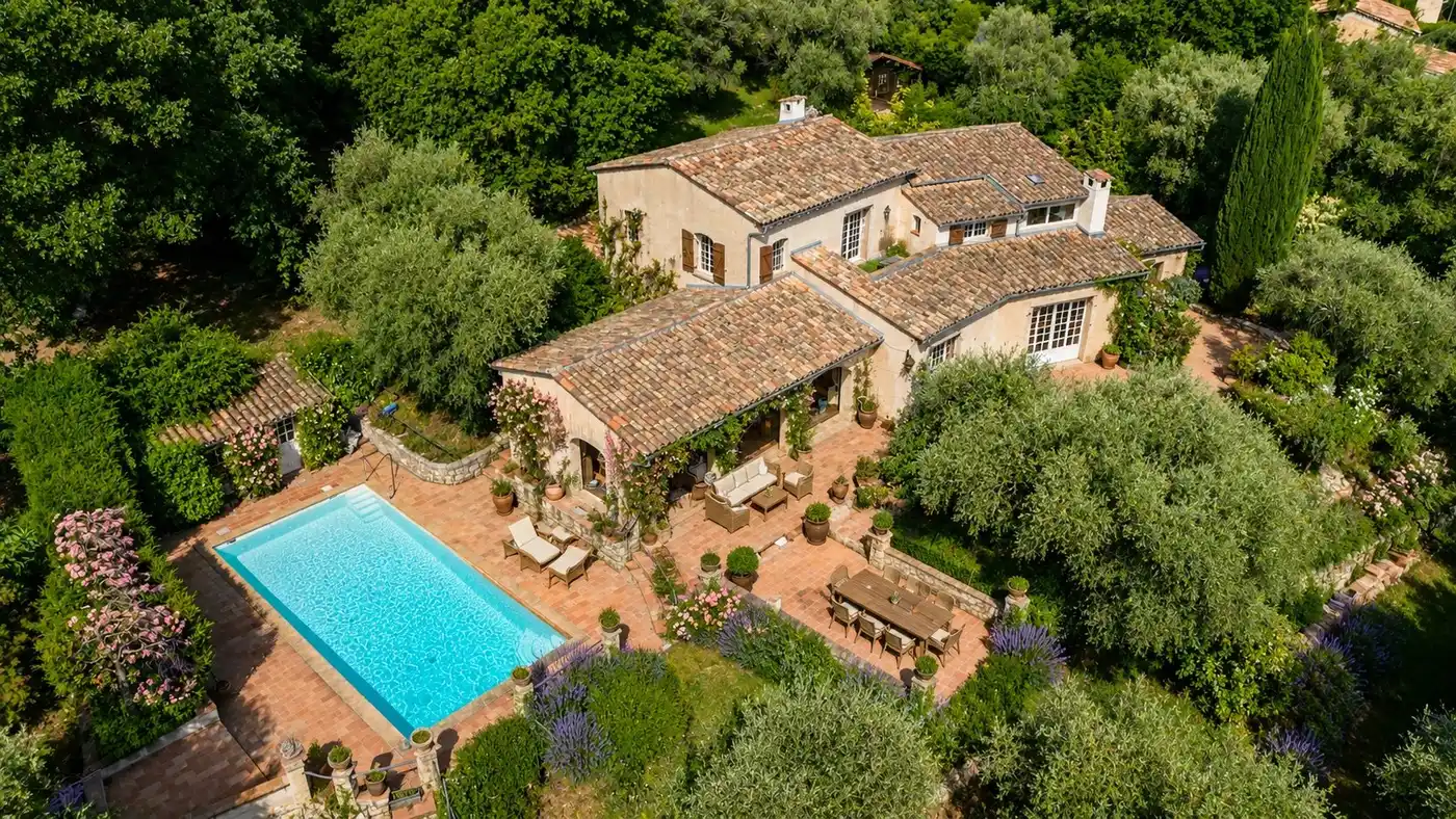 Image of Tourrettes-sur-Loup — Exceptional 37.000m2 Estate in the Heart of a Century-Old Olive Grove