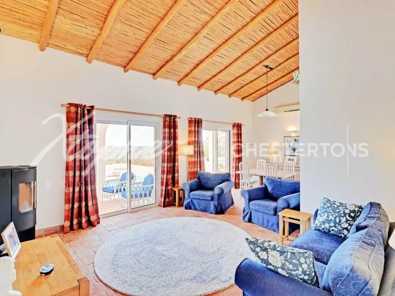 Image of Villa - 4 Bedrooms - 3 Bathrooms for Sale in Faro-Faro-Portugal, Image 4