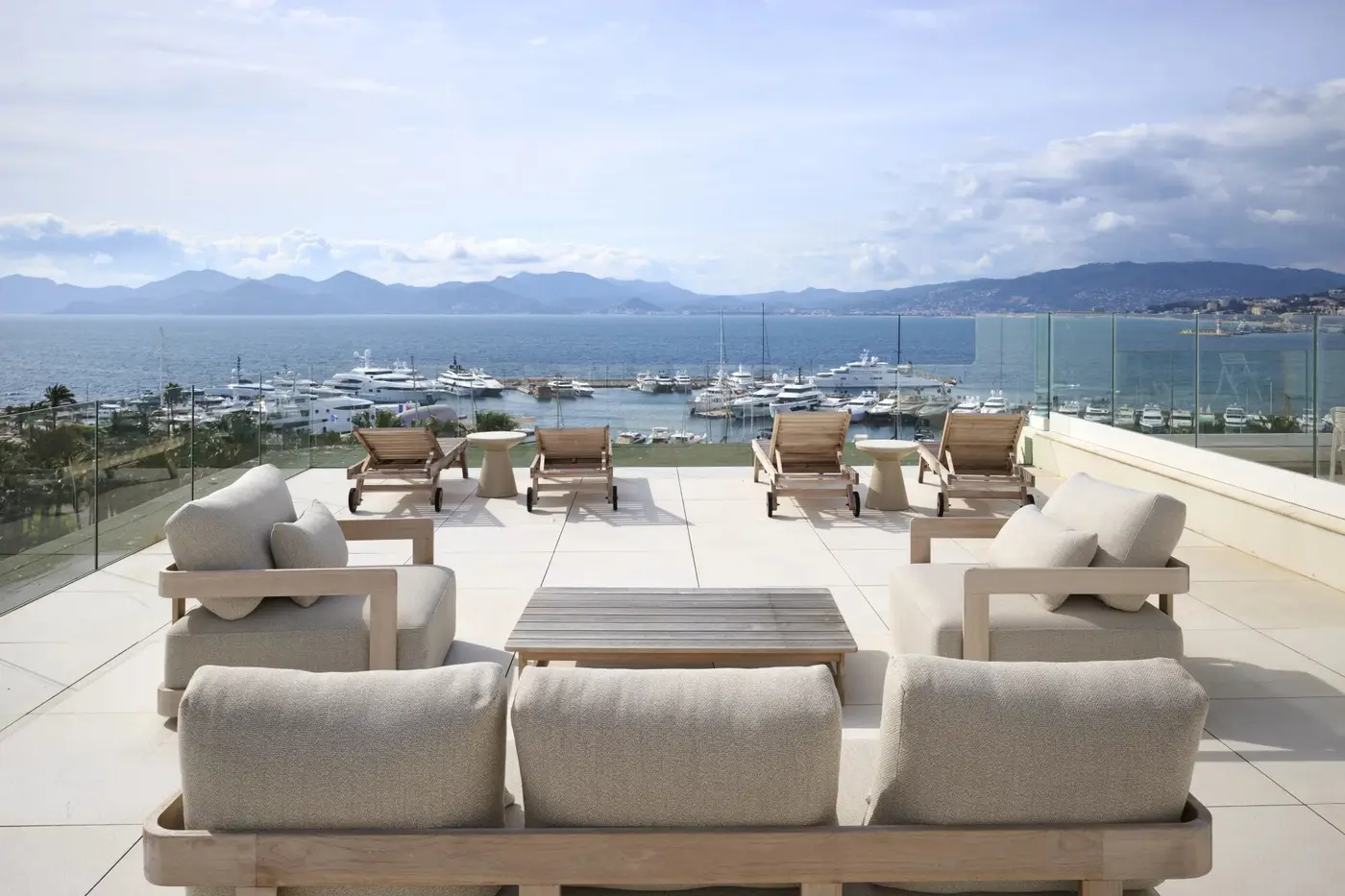Image of Apartment - 5 Bedrooms for Sale in Alpes-Maritimes-Cannes-France, Image 1