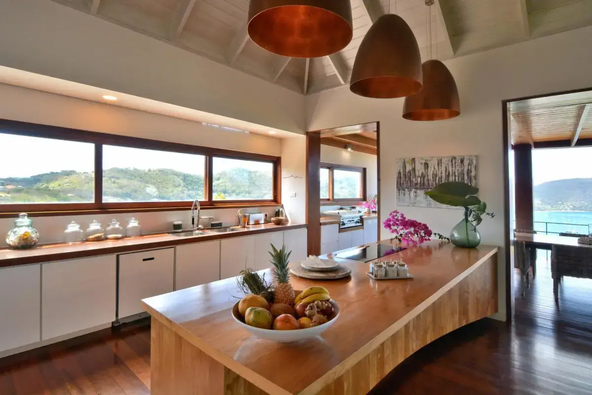  Image of Residential - 3 Bedrooms - 4 Bathrooms for sale in Bequia-Ocar-St. Vincent & the Grenadines, Image 21