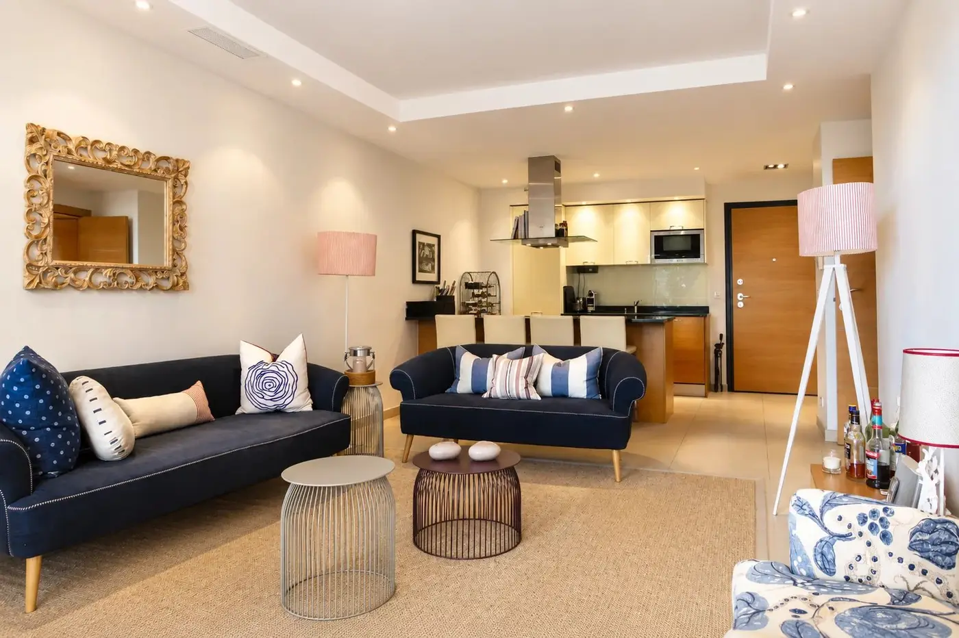 Image of Apartment - 2 Bedrooms - 2 Bathrooms for Sale in Alpes-Maritimes-Théoule-sur-Mer-France, Image 2