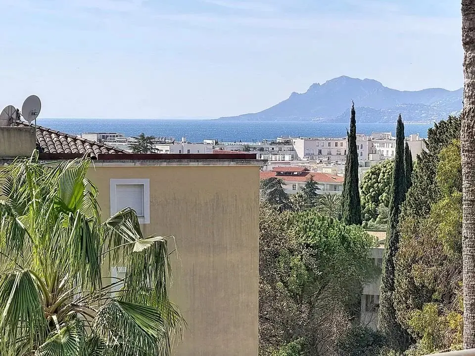 Image of Apartment - 4 Bedrooms for Sale in Alpes-Maritimes-Cannes-France, Image 2